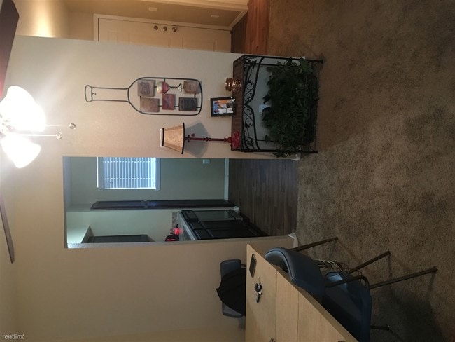 Building Photo - 4200 Seabury Dr