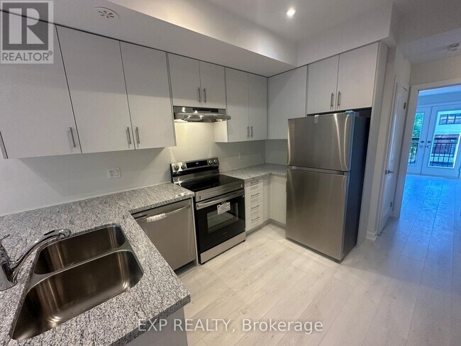 Photo du bâtiment - 15100 Yonge St