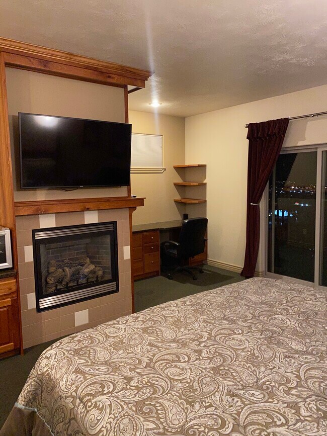 Foto del edificio - 2560 Woodhill Way