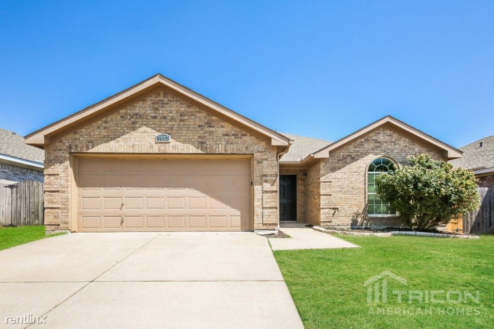 Primary Photo - 5012 Button Willow Dr