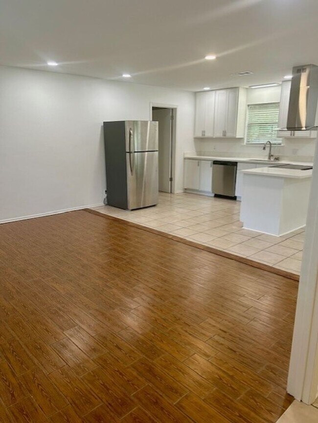Foto del edificio - Newly renovated 3/2 home located in River Forest Covington