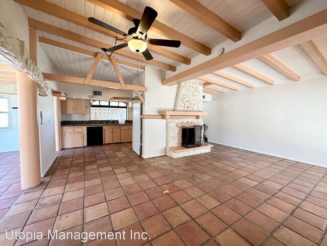 Building Photo - 2 br, 1.5 bath House - 22580 Parkmead Dr.