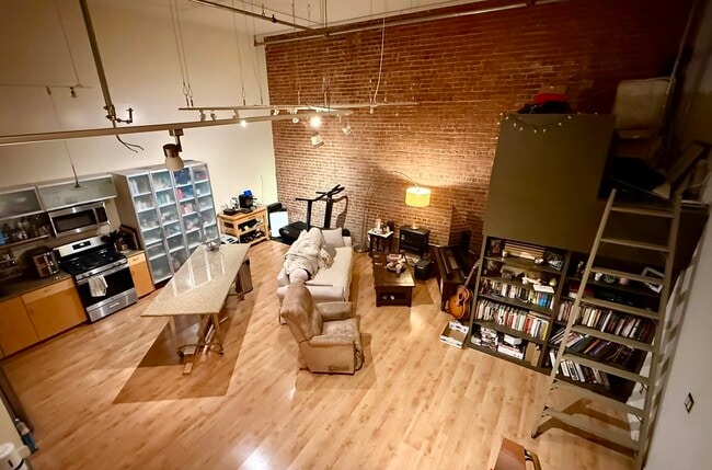 Foto del edificio - 373 4th St