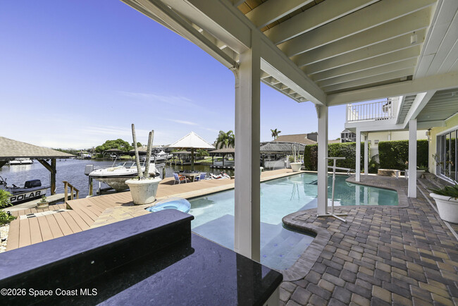 Building Photo - 2230 Sykes Creek Dr