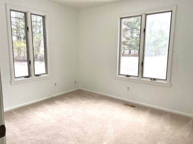 Front bright and sunny Office/den - 49135 9 Mile Rd