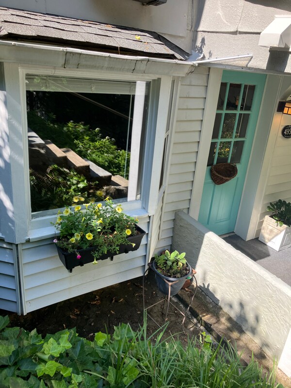 Foto del edificio - 4951 Lake Forrest Dr NW