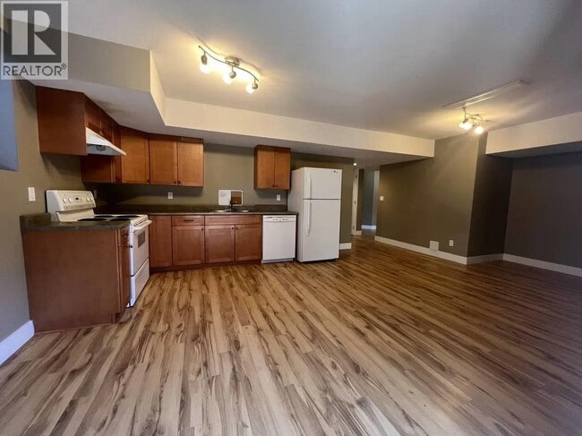 Building Photo - 13901-1229B 229b St