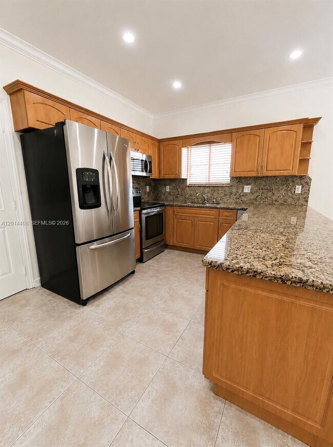 Building Photo - 16347 NW 88th Pl