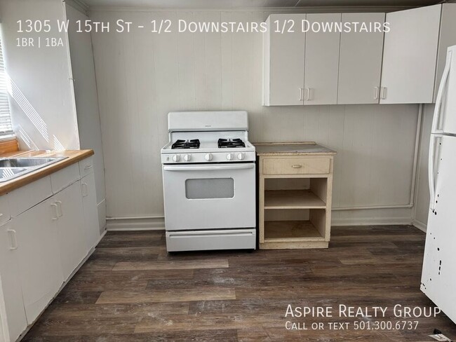 Building Photo - 1305 W 15th St