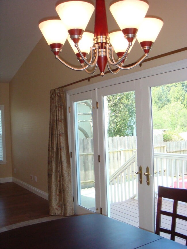 Building Photo - 4626 Excelsior Rd