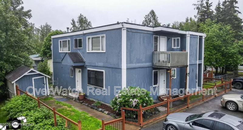 Foto principal - 6329 E 32nd Ave