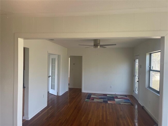 Foto del edificio - 6217 S Foster Ave