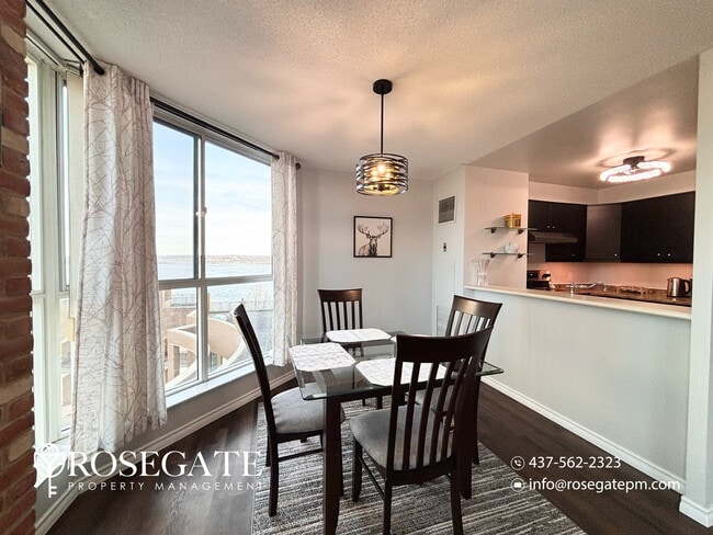Building Photo - All-Inclusive 2-Bedroom Condo with Parking, Locker & Internet – Pet Friendly – Barrie
