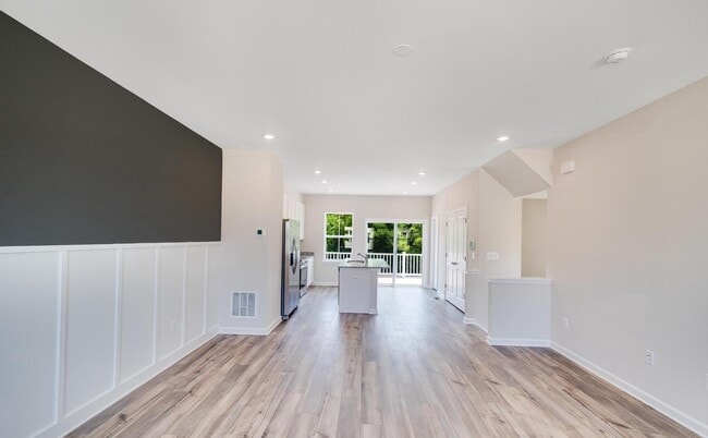 Building Photo - 8 Bigler Rd