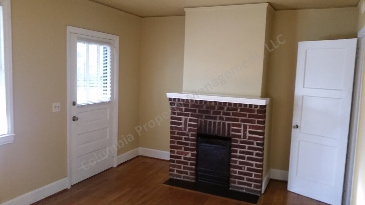 Primary Photo - 1212 Woodrow St