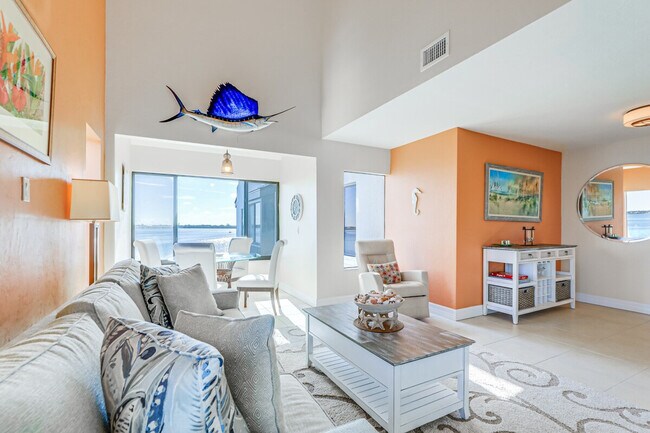 Foto del edificio - 2955 N Beach Rd