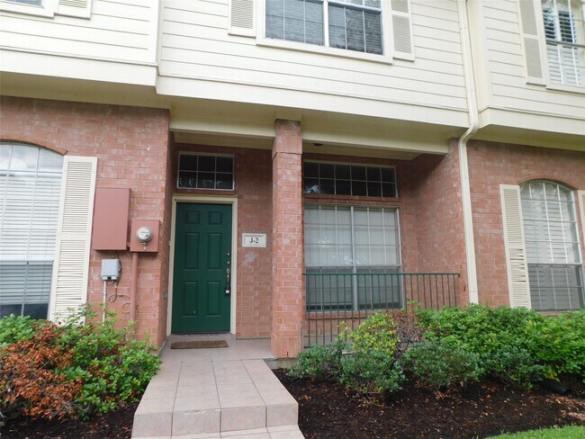 Foto del edificio - 2710 Grants Lake Blvd