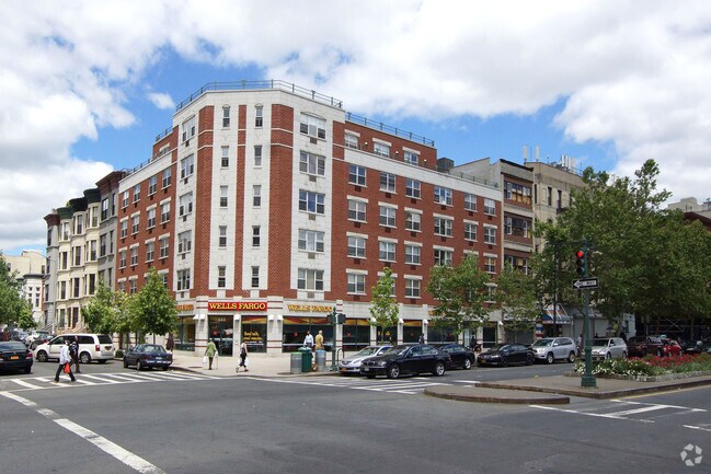 Foto principal - Lenox Gardens