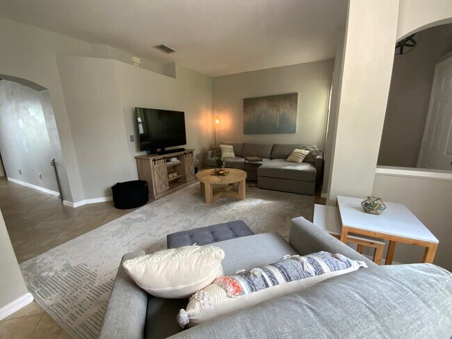 Foto del edificio - 2710 Glenbuck Ct