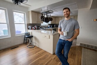 Building Photo - 333 E 300 N