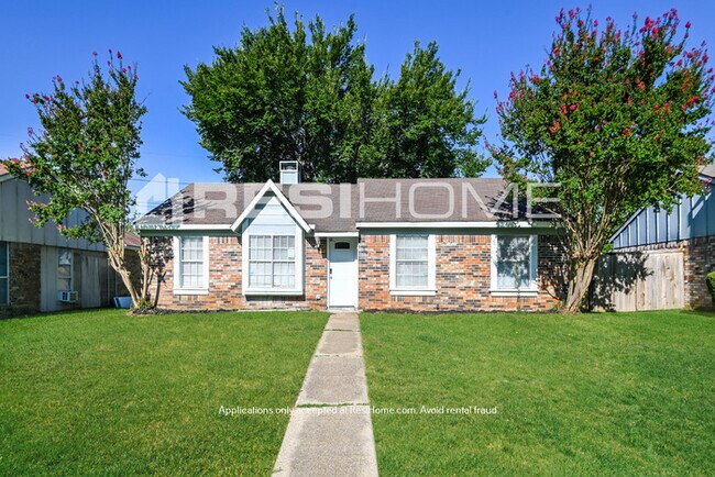 Foto del edificio - HOME FOR RENT!! ONE MONTH FREE!!