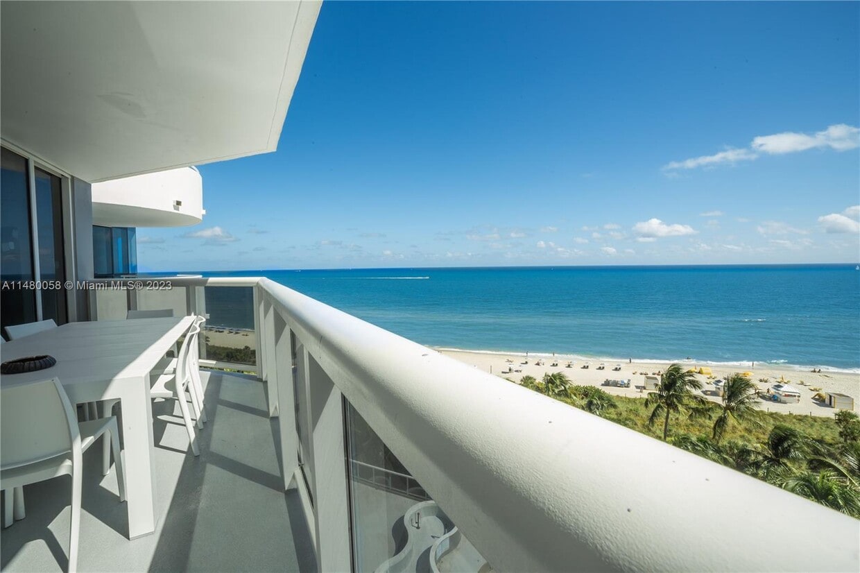 Primary Photo - 6301 Collins Ave