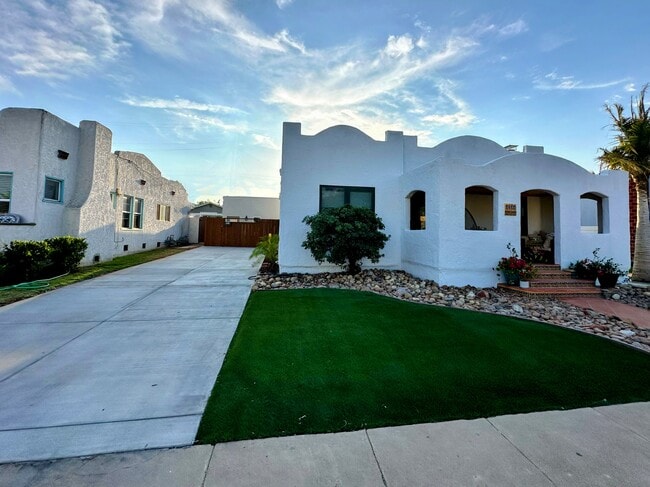 Building Photo - 4534 Copeland Ave
