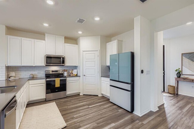 Building Photo - 7806 Song Sparrow Dr.