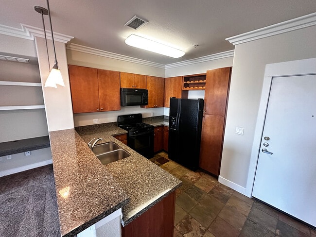 Building Photo - 24585 Town Center Dr