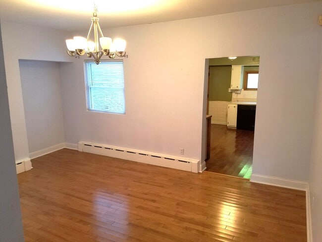 Building Photo - 4906 Sciota St