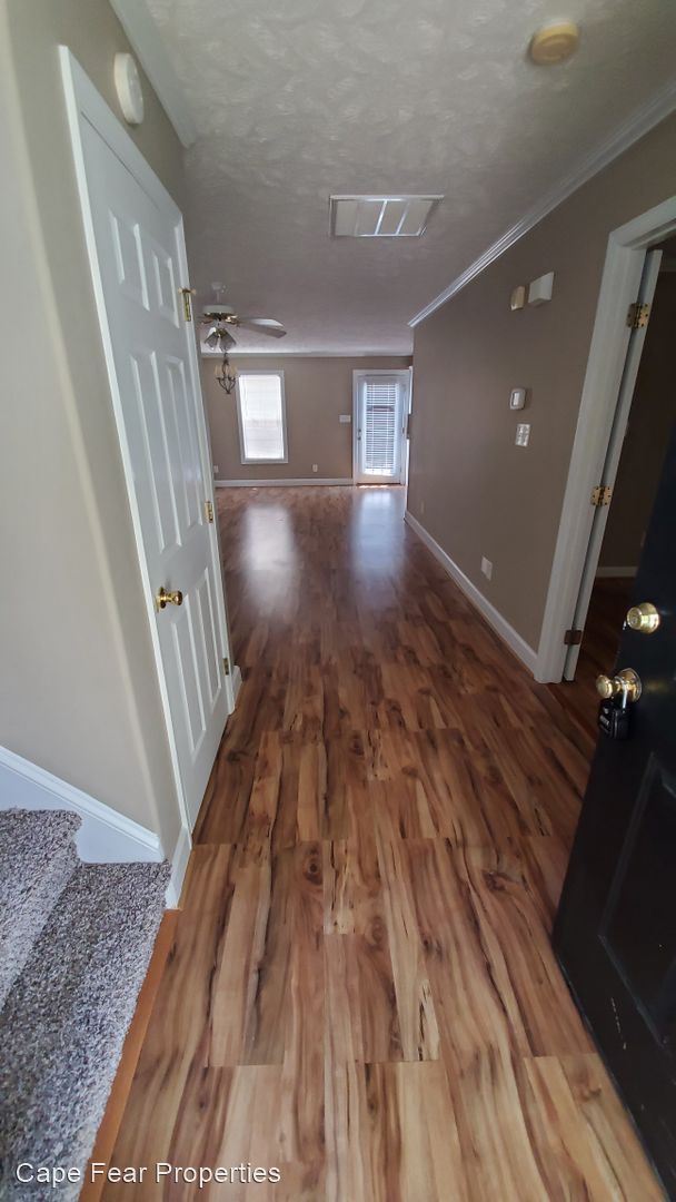 Building Photo - 3 br, 2 bath House - 3009 Brookcrossing Drive