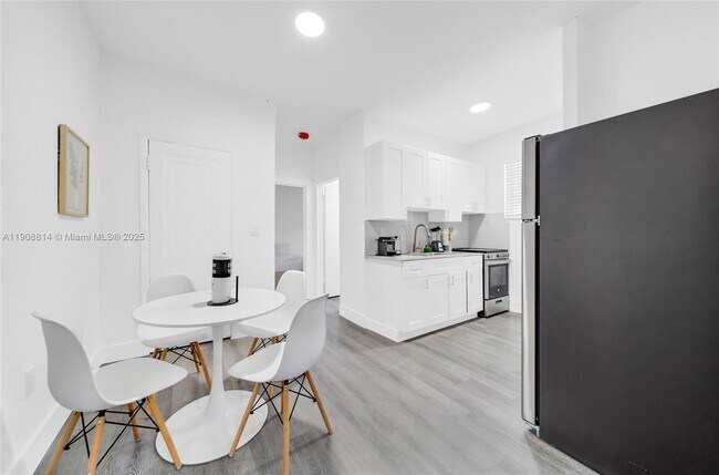 Foto del edificio - 1029 SW 5th St