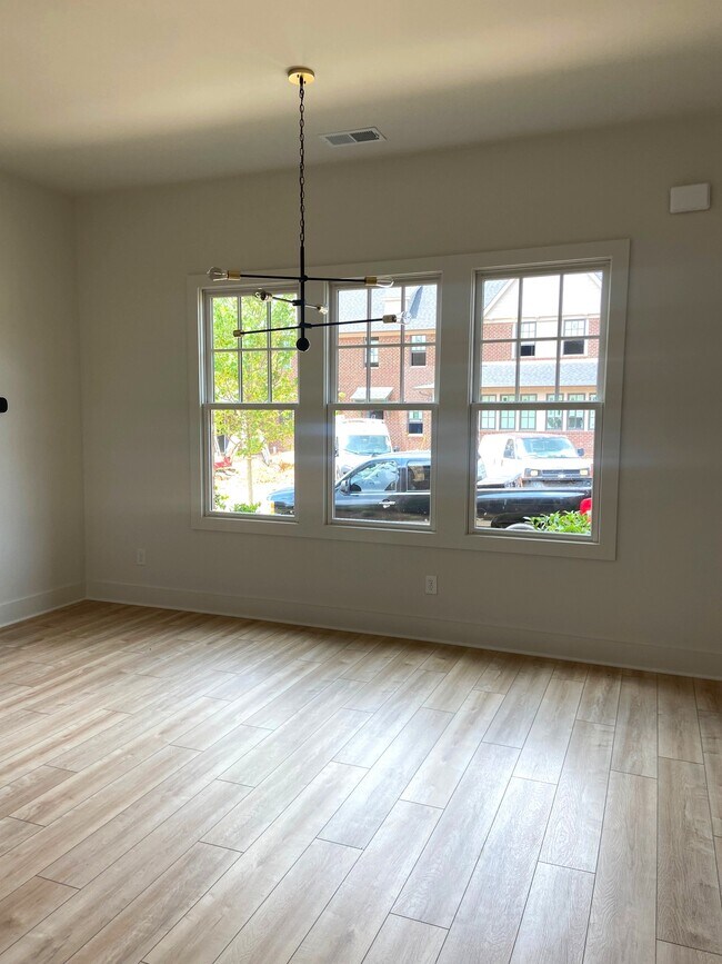 Foto del edificio - 4512 Sage St