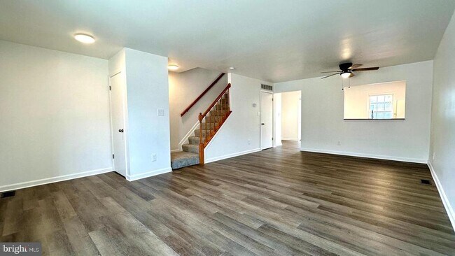 Building Photo - 1426 St Michael Ct