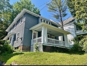 Building Photo - 750 Euclid Ave