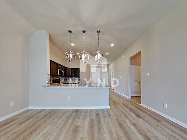 Foto del edificio - 150 Scenic Hills Ct