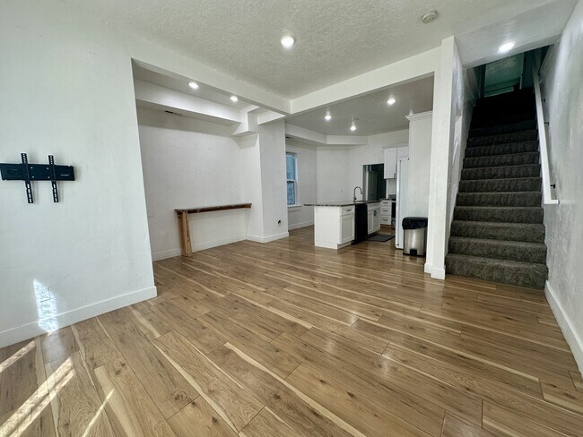 Foto del edificio - 568 W 300 N