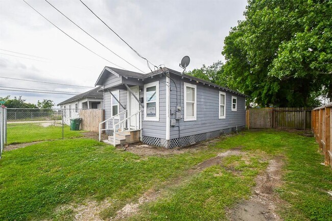 Foto del edificio - 2903 Wipprecht St