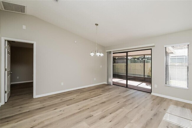 Foto del edificio - 2301 Willow Branch Ave