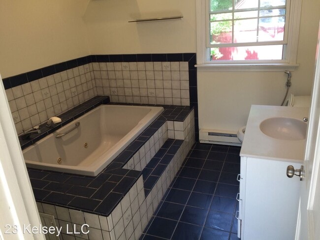 Building Photo - 4 br, 2 bath House - 23 Kelseytown Road