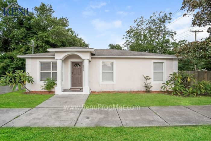 1702 E Waters Ave, Tampa, FL 33604