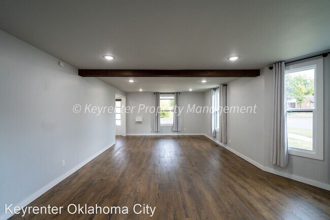 Building Photo - 3 br, 2 bath House - 2101 N McKinley Ave
