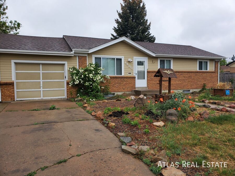 Foto principal - 1480 E 112th Pl