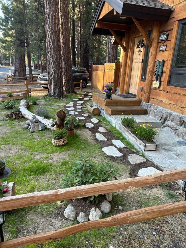 Foto del edificio - Newly built Tahoe Keys home available for ...