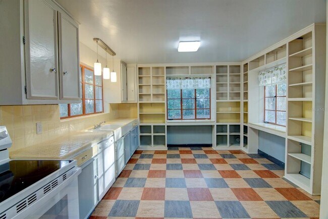 Foto del edificio - 2049 NW 9th Ave