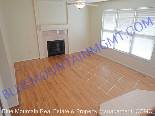 Building Photo - 6 br, 4 bath House - 8850 Edgefield Drive