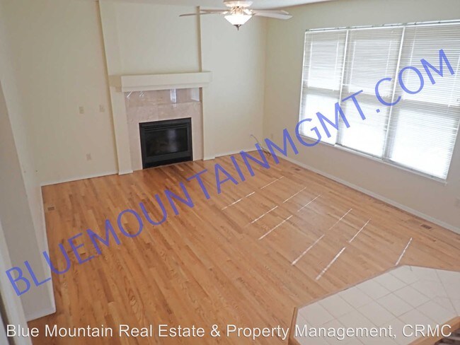 Foto del edificio - 6 br, 4 bath House - 8850 Edgefield Drive