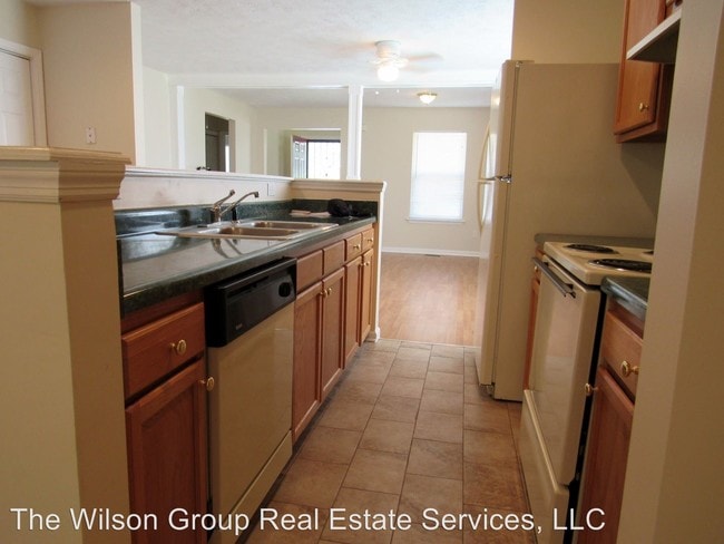 Building Photo - 3 br, 2 bath House - 2157 Bransford Ave