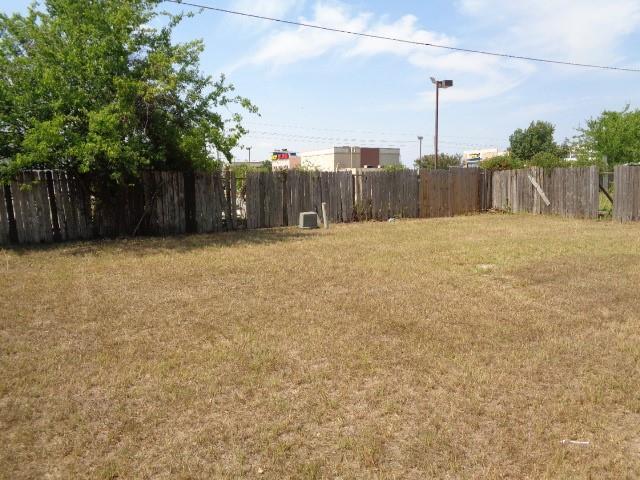 Foto del edificio - 20323 Mountaindale Dr