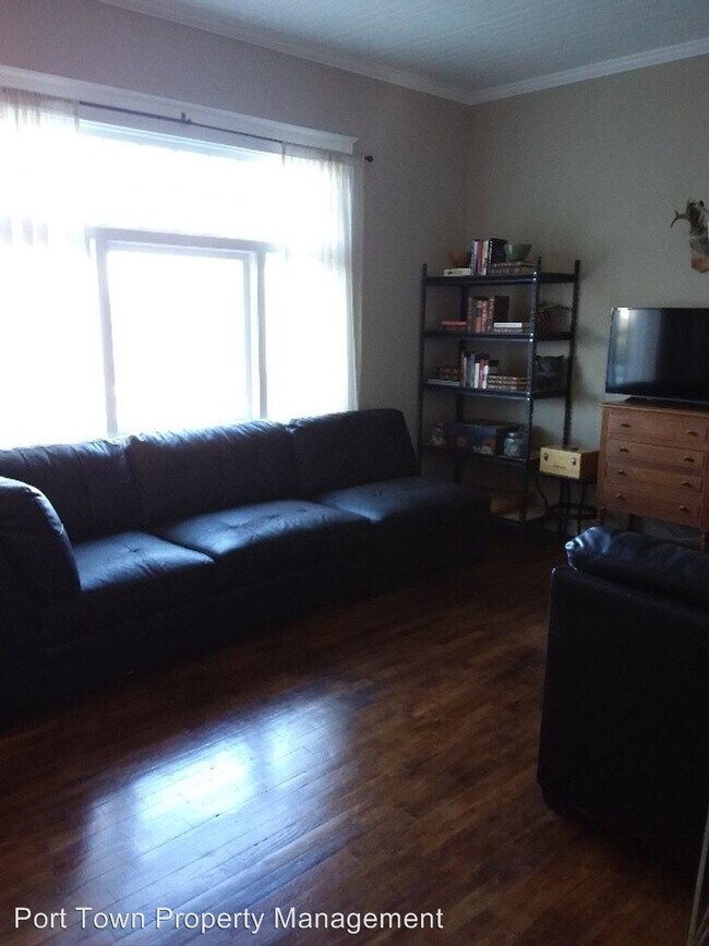 Foto del edificio - 3 br, 1 bath House - 2839 Grand Avenue